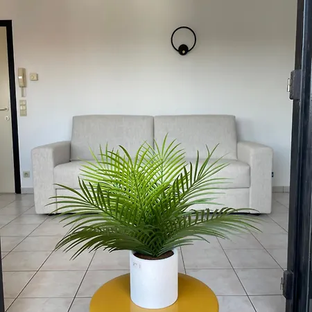 Square - Zonrijke - Zuidgericht Balkon - Dichtbij Daire